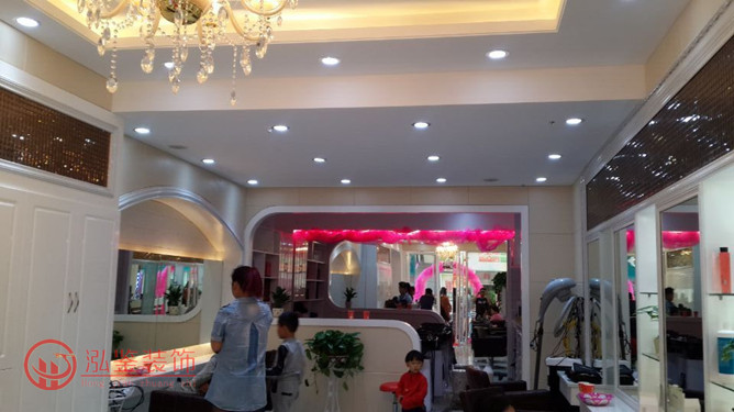 �Ϸ����l(f��)���b�ވDƬ