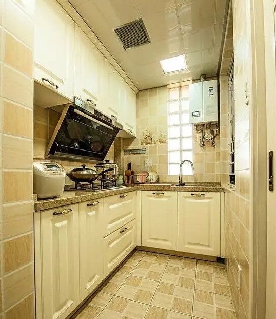 ��ʽ�L(f��ng)���b��