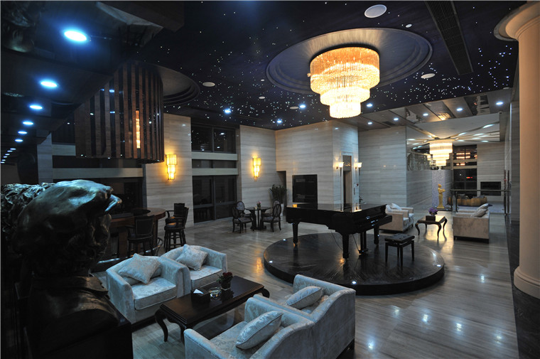 �������b���A(y��)���Ƕ������������b��Ч���D