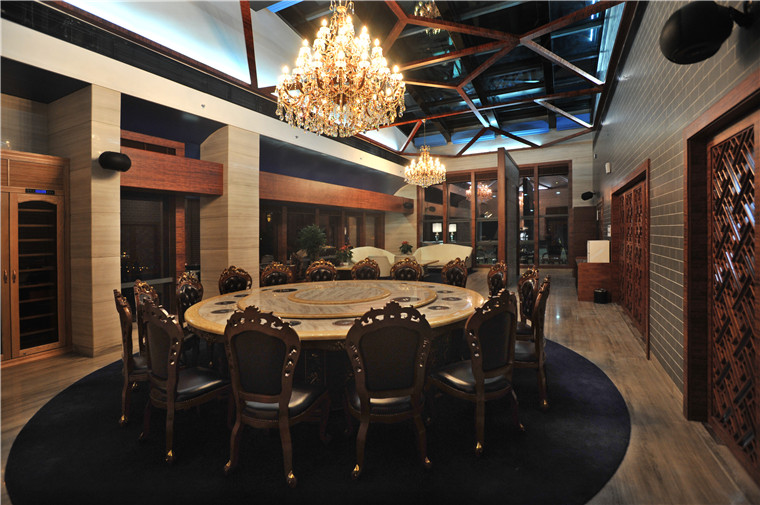 �������b���A(y��)���Ƕ��٣��������b��Ч���D