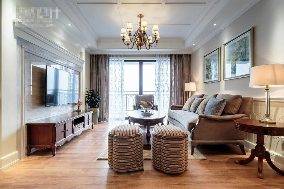 ����L(f��ng)���b�ތ���չʾ