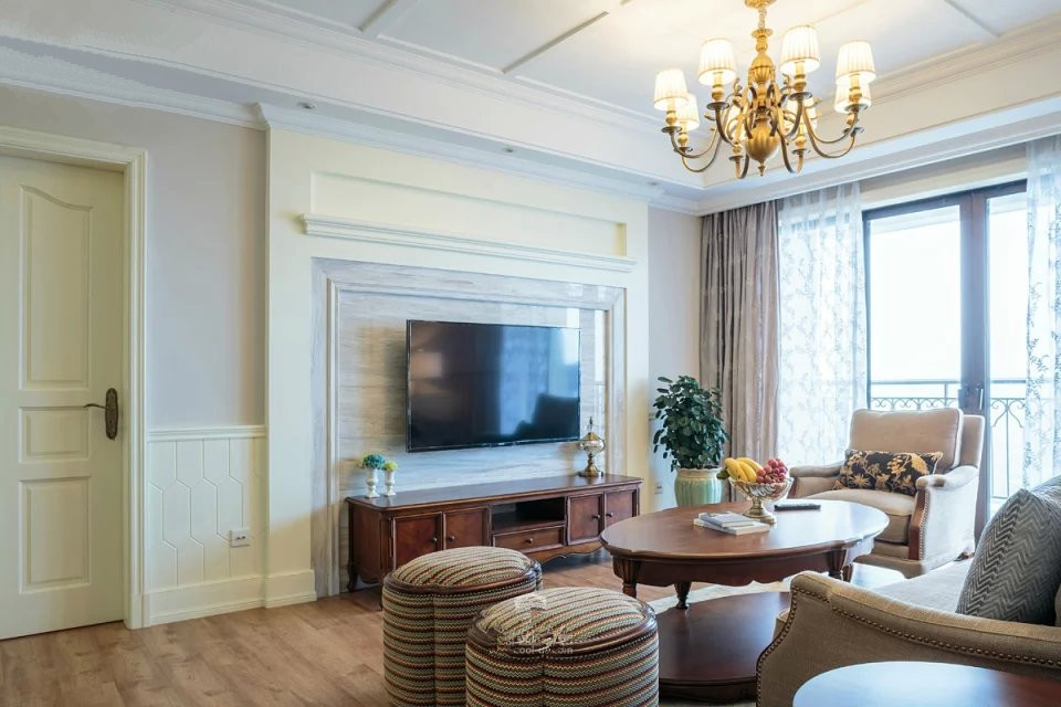 ����L(f��ng)���b�ތ���չʾ