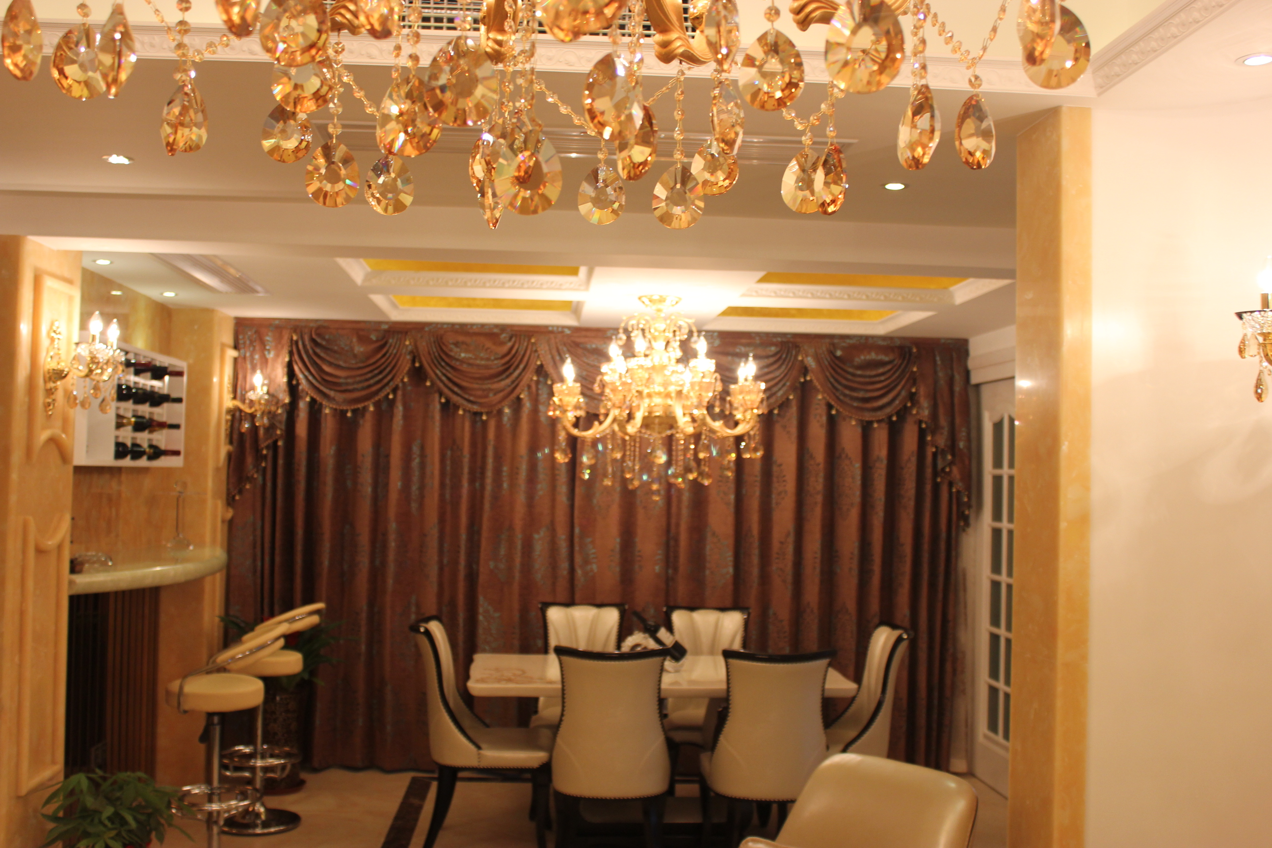 餐廳裝修設(shè)計(jì)效果圖